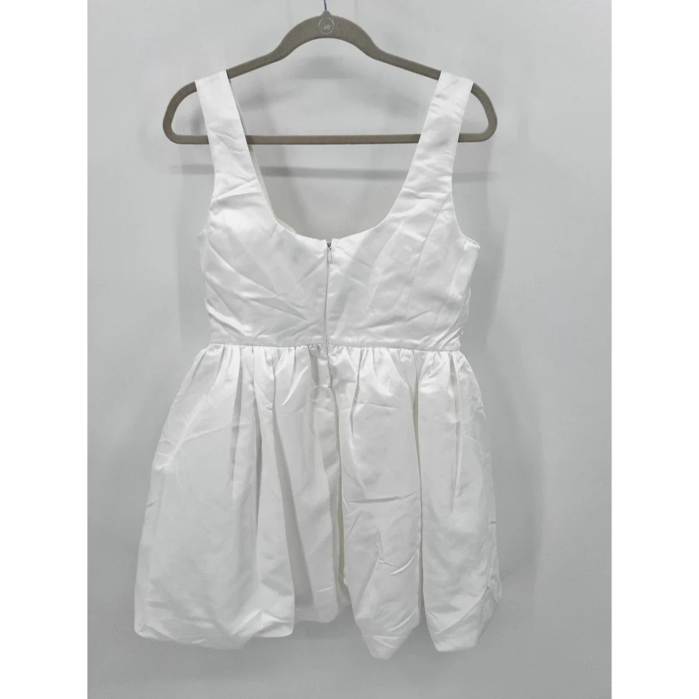 Lulus White Satin Bubble Hem Mini Dress Sleeveless Scoop Neck XL New - Picture 6 of 9